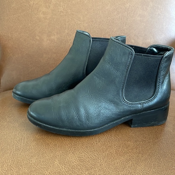 Cole Haan black booties - Picture 2 of 6